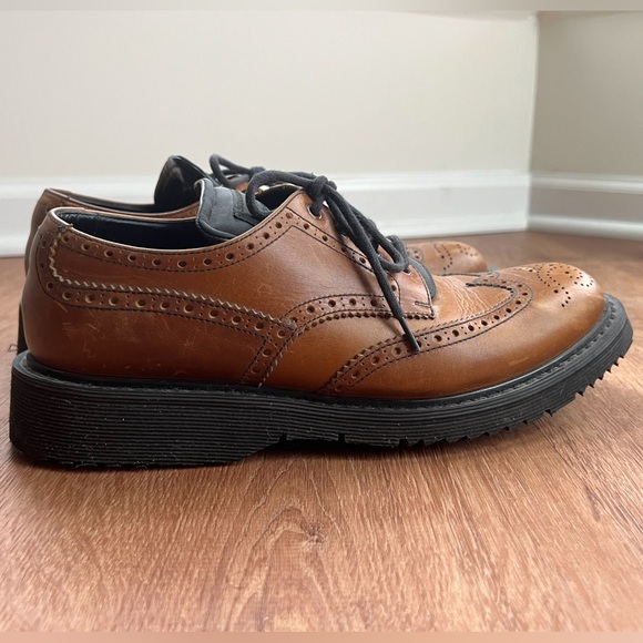 PRADA Brown Derby Wingtips with Re-Nylon Tongue - Picture 5 of 8